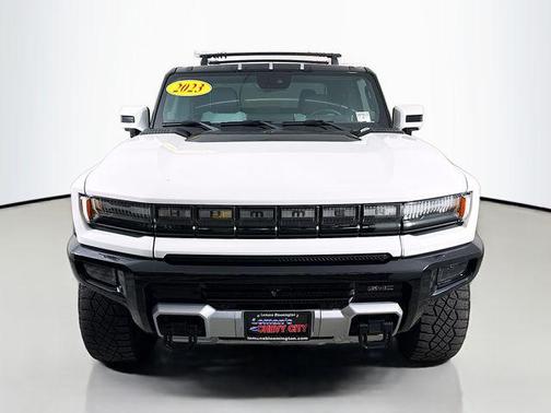 Interstellar White 2023 GMC HUMMER EV Pickup 3X