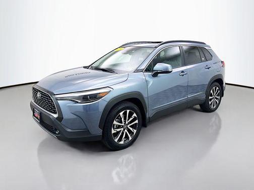 2024 Toyota Corolla Cross XLE