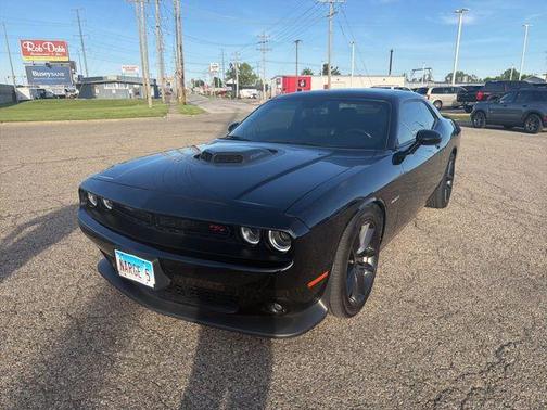 Pitch Black Clearcoat 2021 Dodge Challenger R/T