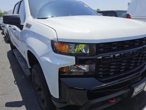 Summit White 2022 Chevrolet Silverado 1500 Limited Custom Trail Boss