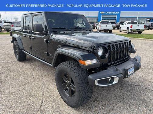 Black Clearcoat 2021 Jeep Gladiator Sport S
