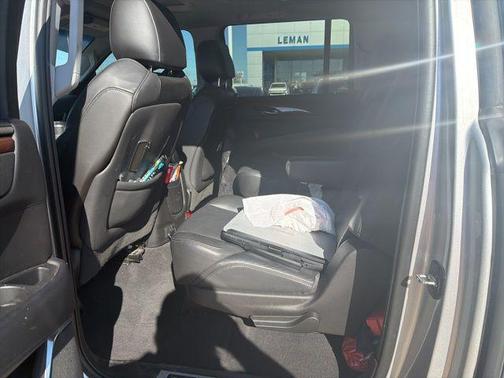 Radiant Silver Metallic 2017 Cadillac Escalade ESV Premium Luxury