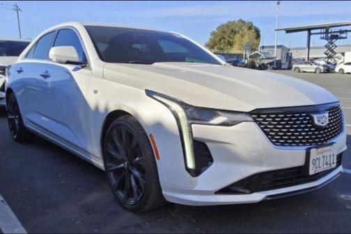 2022 Cadillac CT4 Luxury