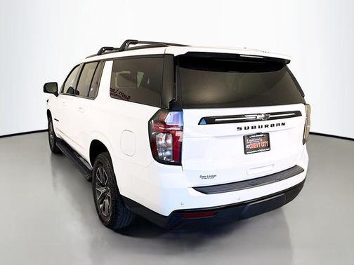 2024 Chevrolet Suburban 4WD Z71