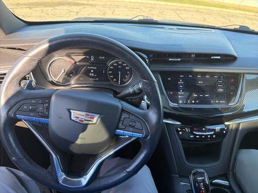 2021 Cadillac XT6 Sport AWD