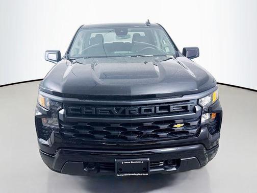 Black 2026 Chevrolet Silverado 1500 Custom