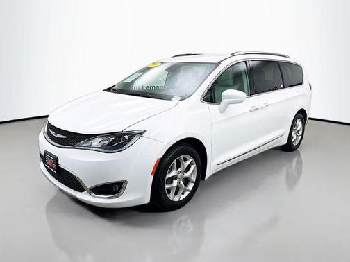 2018 Chrysler Pacifica Touring-L Plus