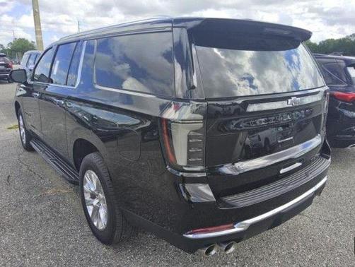 Black 2025 Chevrolet Suburban Premier