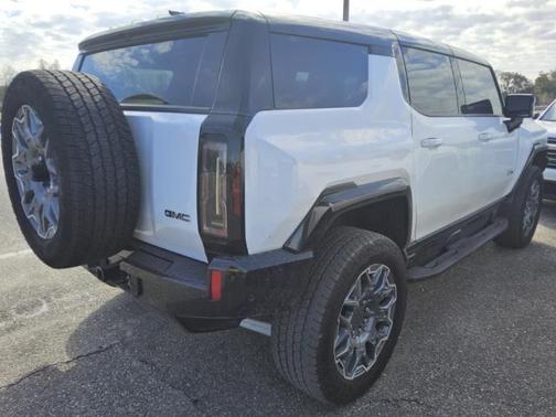 Interstellar White 2025 GMC HUMMER EV SUV 3X
