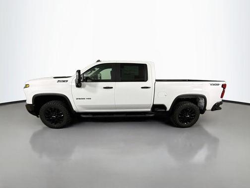 Summit White 2026 Chevrolet Silverado 2500 LT