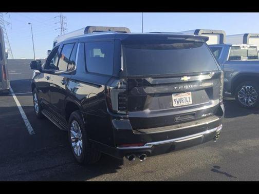 Dark Ash Metallic 2025 Chevrolet Tahoe Premier