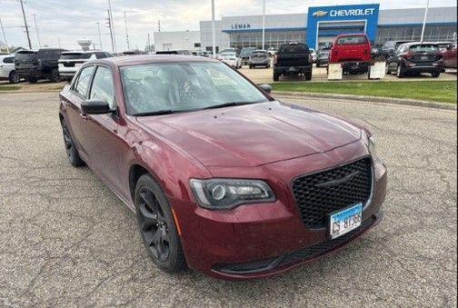 2022 Chrysler 300 Touring