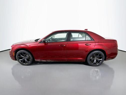 2022 Chrysler 300 Touring