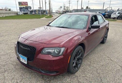2022 Chrysler 300 Touring