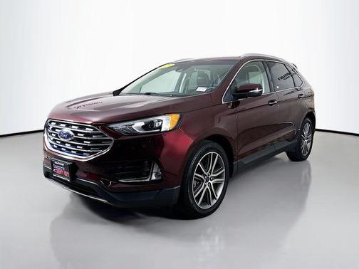 Burgundy Velvet Metallic Tinted Clearcoat 2020 Ford Edge Titanium
