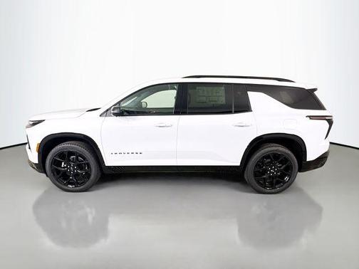 Polar White Tricoat 2026 Chevrolet Traverse RS