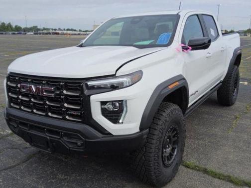 2024 GMC Canyon AT4X