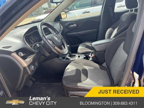 True Blue Pearlcoat 2015 Jeep Cherokee Sport