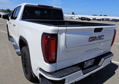 White Frost Tricoat 2023 GMC Sierra 1500 Denali