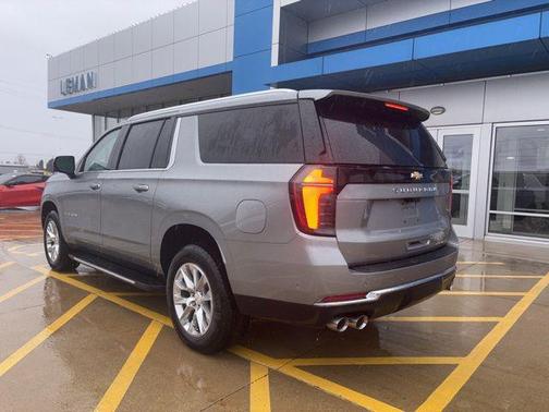 2025 Chevrolet Suburban Premier