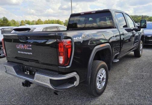 2024 GMC Sierra 2500 Base