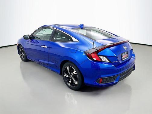 2017 Honda Civic Touring