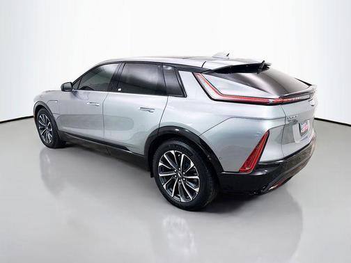 2025 Cadillac LYRIQ Sport