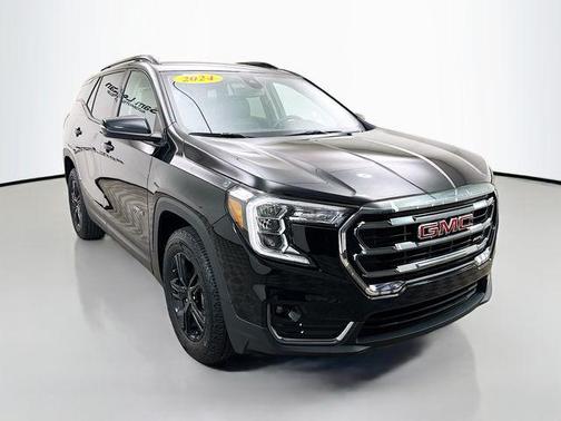 2024 GMC Terrain AWD AT4