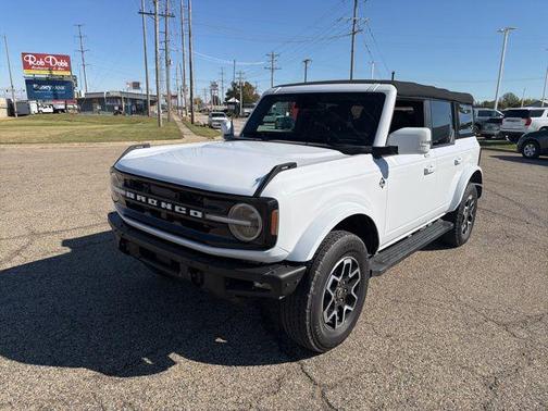 2022 Ford Bronco Outer Banks