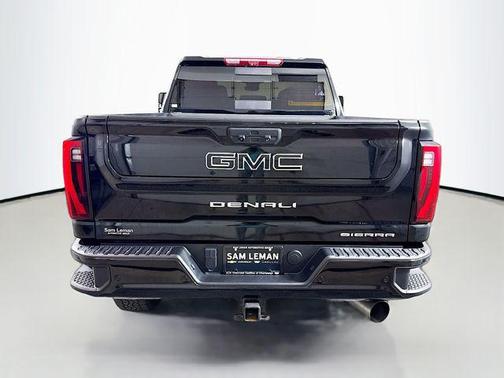2024 GMC Sierra 2500 Denali