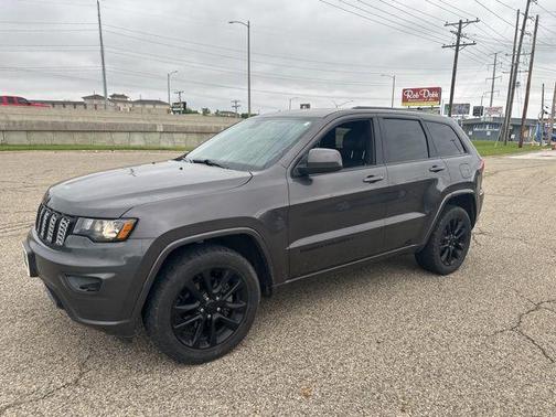 2020 Jeep Grand Cherokee Altitude