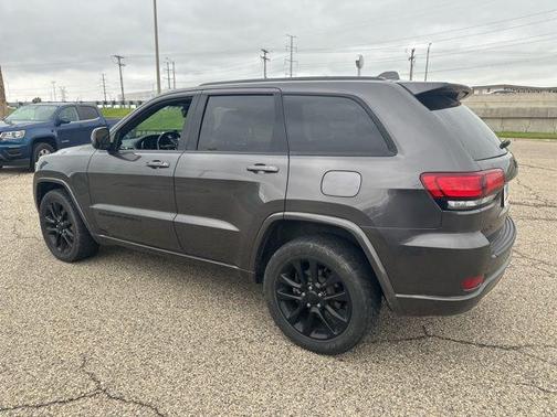 2020 Jeep Grand Cherokee Altitude