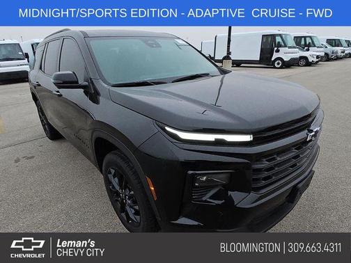 Mosaic Black Metallic 2024 Chevrolet Traverse LT