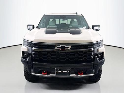 White Sands 2026 Chevrolet Silverado 1500 ZR2