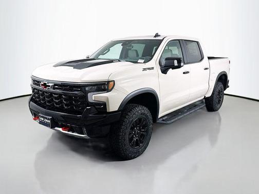 White Sands 2026 Chevrolet Silverado 1500 ZR2
