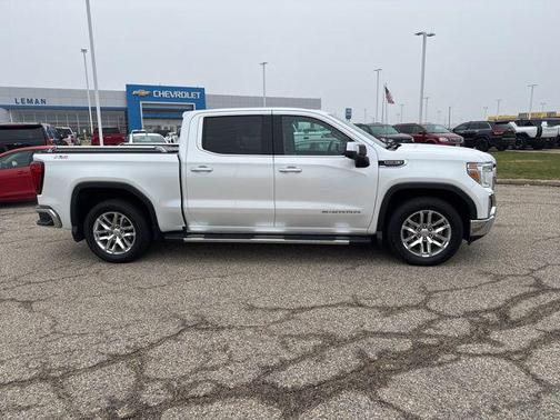 2021 GMC Sierra 1500 SLT