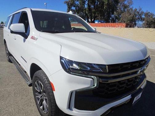 2022 Chevrolet Suburban 4WD Z71