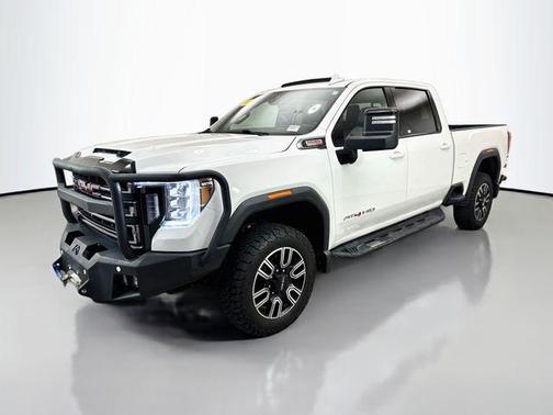 Summit White 2023 GMC Sierra 3500 AT4