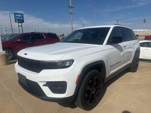 2025 Jeep Grand Cherokee Altitude