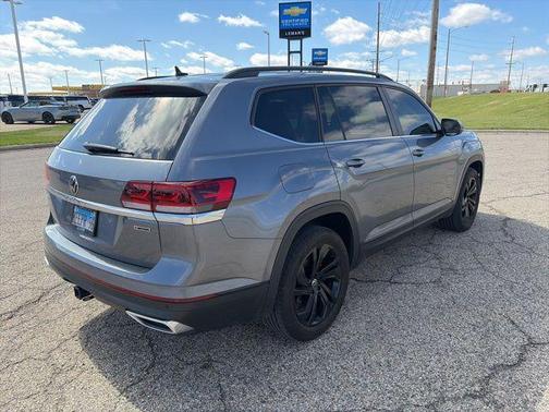 2022 Volkswagen Atlas 3.6L SE w/Technology
