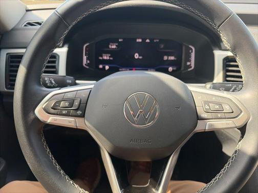 2022 Volkswagen Atlas 3.6L SE w/Technology