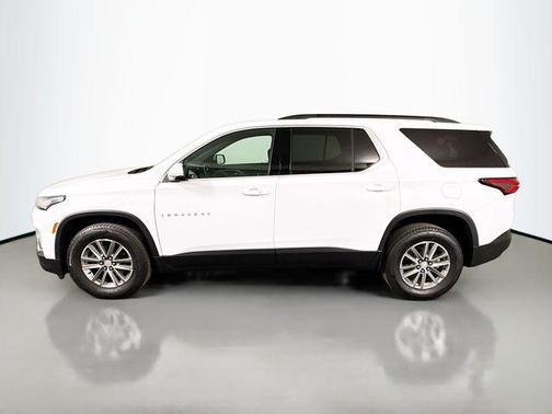 Summit White 2024 Chevrolet Traverse LT Leather