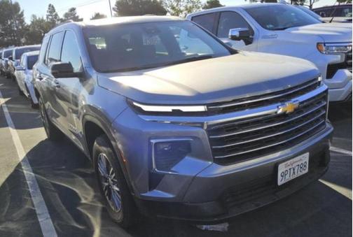 2024 Chevrolet Traverse LT