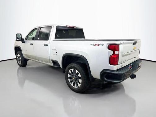 2022 Chevrolet Silverado 2500 Custom
