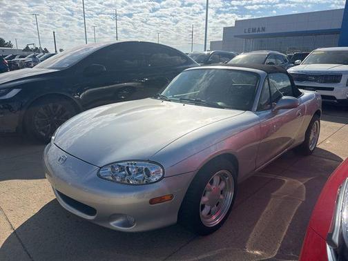 2001 Mazda MX-5 Miata Base