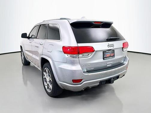 2020 Jeep Grand Cherokee Overland
