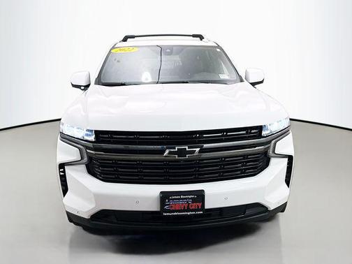 Summit White 2022 Chevrolet Suburban RST