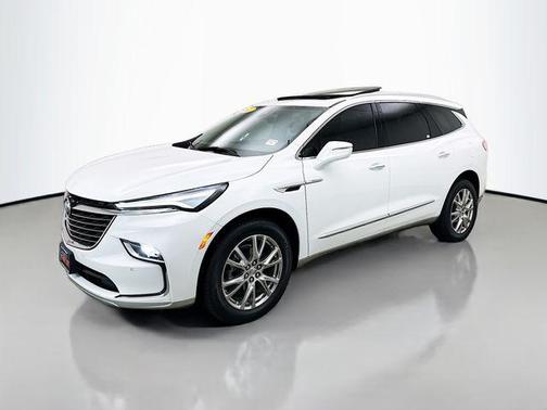 2023 Buick Enclave Essence FWD