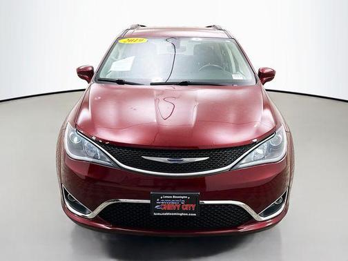 2019 Chrysler Pacifica Touring-L Plus