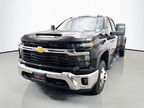 2026 Chevrolet Silverado 3500 LT